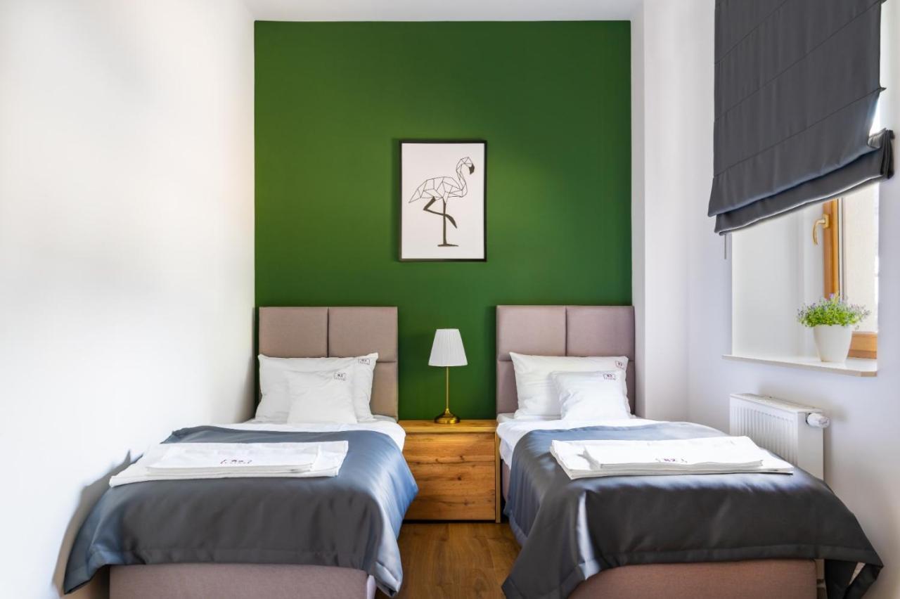 Apartamenty, Boutique Rooms Villa 82, Miejsce Prkingowe กอร์ซุฟเวียลคอปอลสกี ภายนอก รูปภาพ