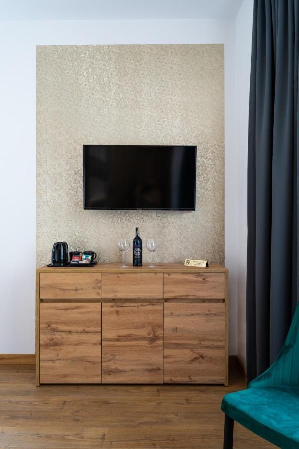 Apartamenty, Boutique Rooms Villa 82, Miejsce Prkingowe กอร์ซุฟเวียลคอปอลสกี ภายนอก รูปภาพ