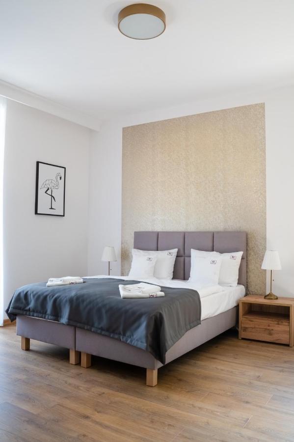 Apartamenty, Boutique Rooms Villa 82, Miejsce Prkingowe กอร์ซุฟเวียลคอปอลสกี ภายนอก รูปภาพ